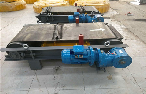 帶式永磁自卸式除鐵器，帶式永磁自卸式除鐵器知識參數(shù)_內部磁塊安裝方法_帶式永磁自卸式除鐵器型號價格