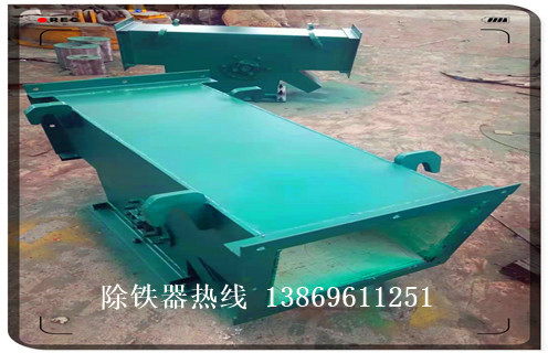 管道除鐵器，陜西管道除鐵器工作原理_甘肅管道除鐵器廠家應(yīng)用安裝示意圖型12000高斯_可定制工作原理