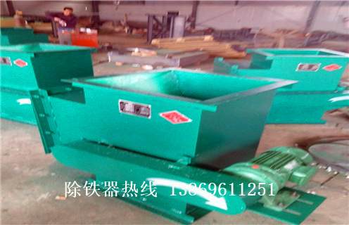 管道除鐵器，黑龍江不銹鋼管道除鐵器_黑龍江不銹鋼管道除鐵器廠家應(yīng)用安裝示意圖型12000高斯_可定制工作原理