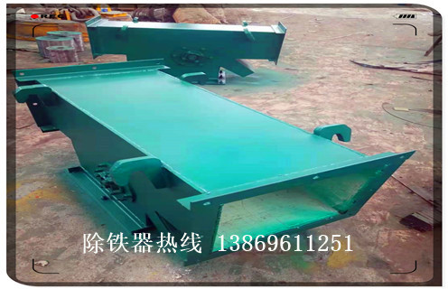  管道除鐵器，河南不銹鋼管道除鐵器_河南不銹鋼管道除鐵器廠家應(yīng)用安裝示意圖型12000高斯_可定制工作原