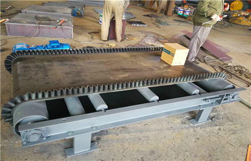 電磁油冷除鐵器，遼寧電磁油冷除鐵器_工作原理_遼寧電磁油冷除鐵器使用特點(diǎn)_選型_價(jià)格 