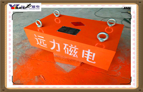 懸掛式永磁除鐵器，四川懸掛式永磁除鐵器生產(chǎn)_內(nèi)部磁塊安裝方法_四川懸掛式永磁除鐵器生產(chǎn)型號(hào)價(jià)格  