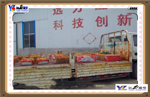 懸掛式永磁除鐵器，山西懸掛式永磁除鐵器定制_內(nèi)部磁塊安裝方法_山西懸掛式永磁除鐵器定制供應(yīng)型號(hào)價(jià)格