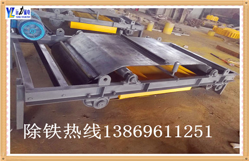 自卸皮帶電磁除鐵器，云南自卸式皮帶電磁除鐵器_規(guī)格型號(hào)_云南自卸式皮帶電磁除鐵器品牌型號(hào)的工作原理